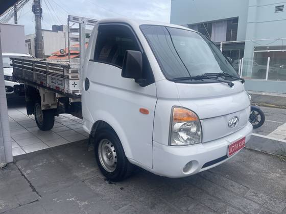 HYUNDAI HR 2.5 TCI HD LONGO SEM CAÇAMBA 4X2 8V 97CV TURBO INTERCOOLER DIESEL 2P MANUAL